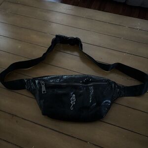 HP The Wizarding World of Harry Potter Universal Studios Death Eater Fanny Pack
